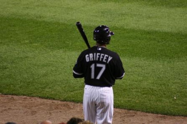 Team: Chicago White Sox City: Chicago Stadium: U.S. Cellular Field Junior in the on deck circle.