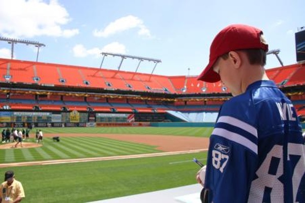 Team:Florida Marlins City:Miami Stadium:Dolphin Stadium  Behind the Dolphins dugout pre-game waiting to get some autographs.