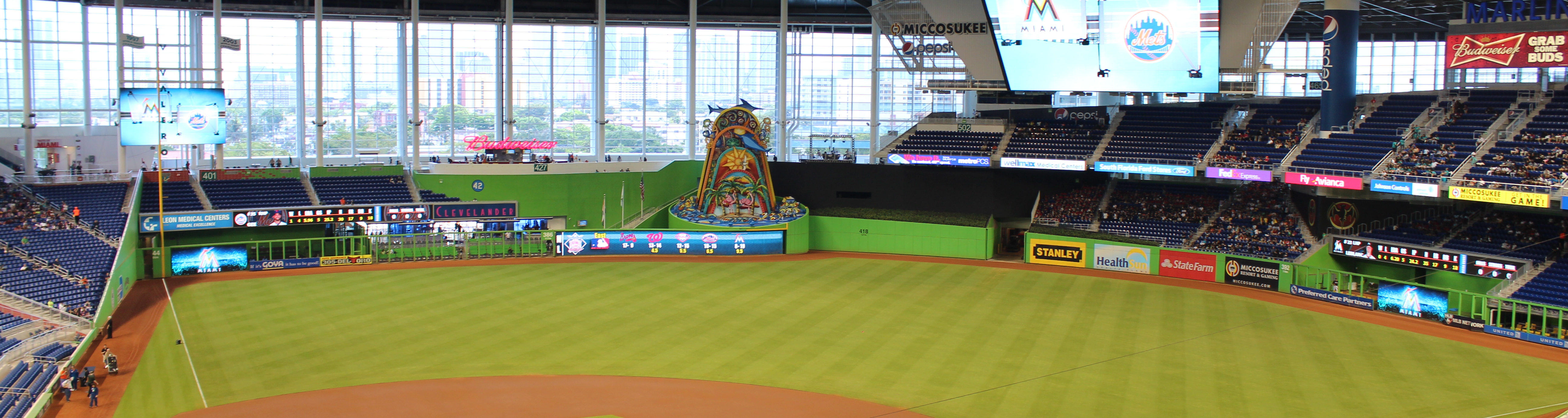 Marlins_Park.jpg